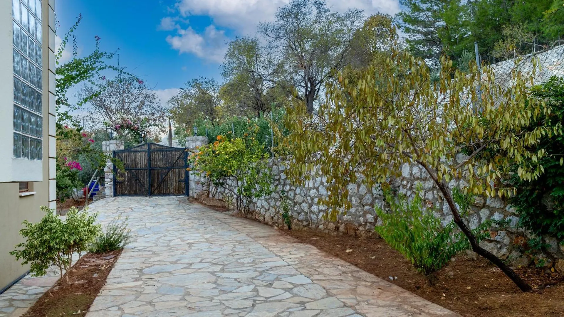 Almond Tatil Evi Μαρμαρίς Βίλα