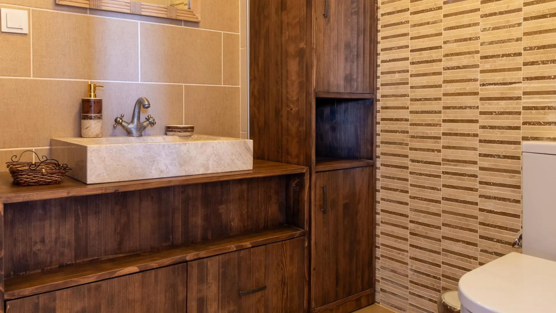 Almond Tatil Evi Μαρμαρίς 0*,