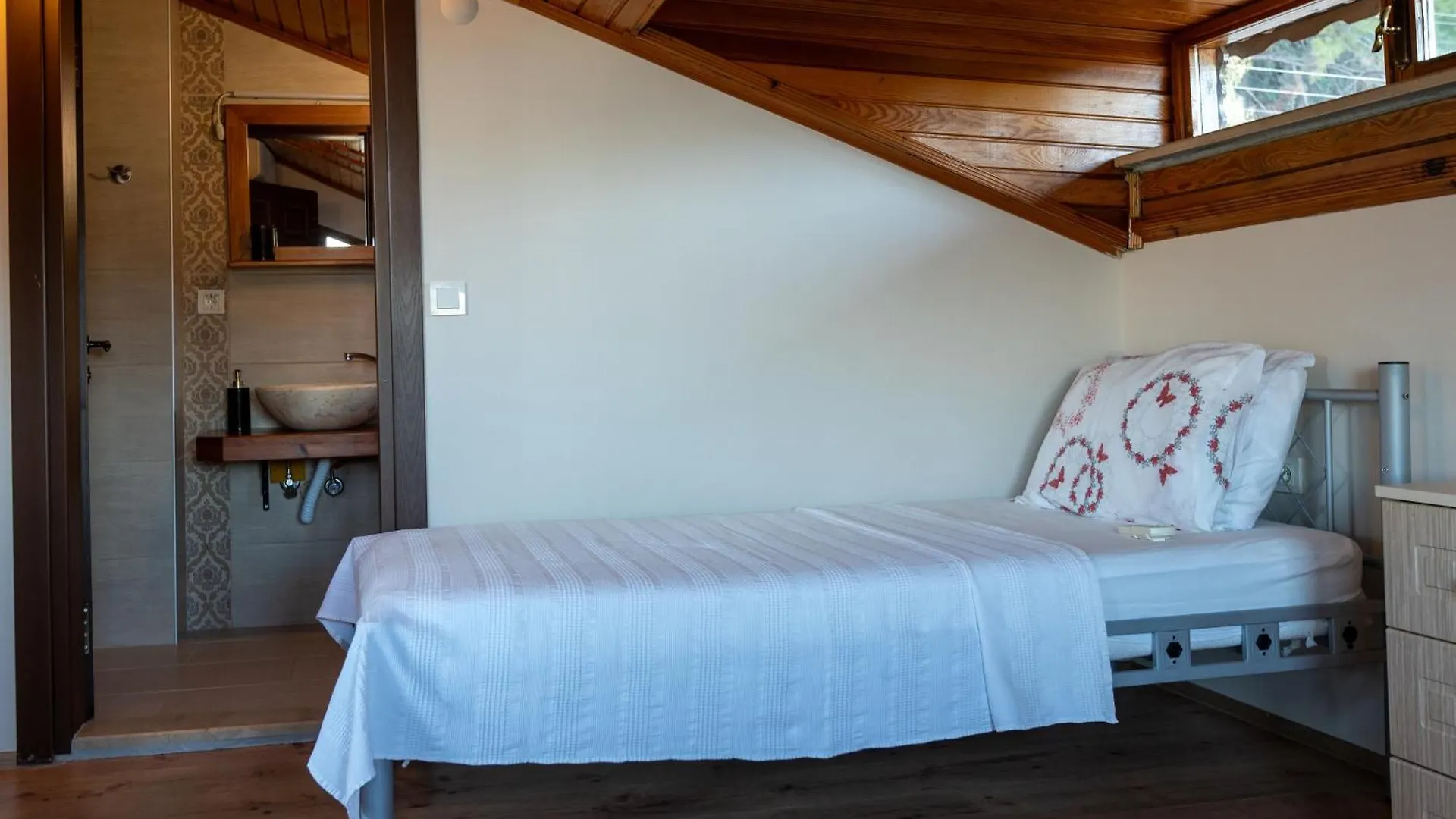 Almond Tatil Evi Μαρμαρίς Βίλα